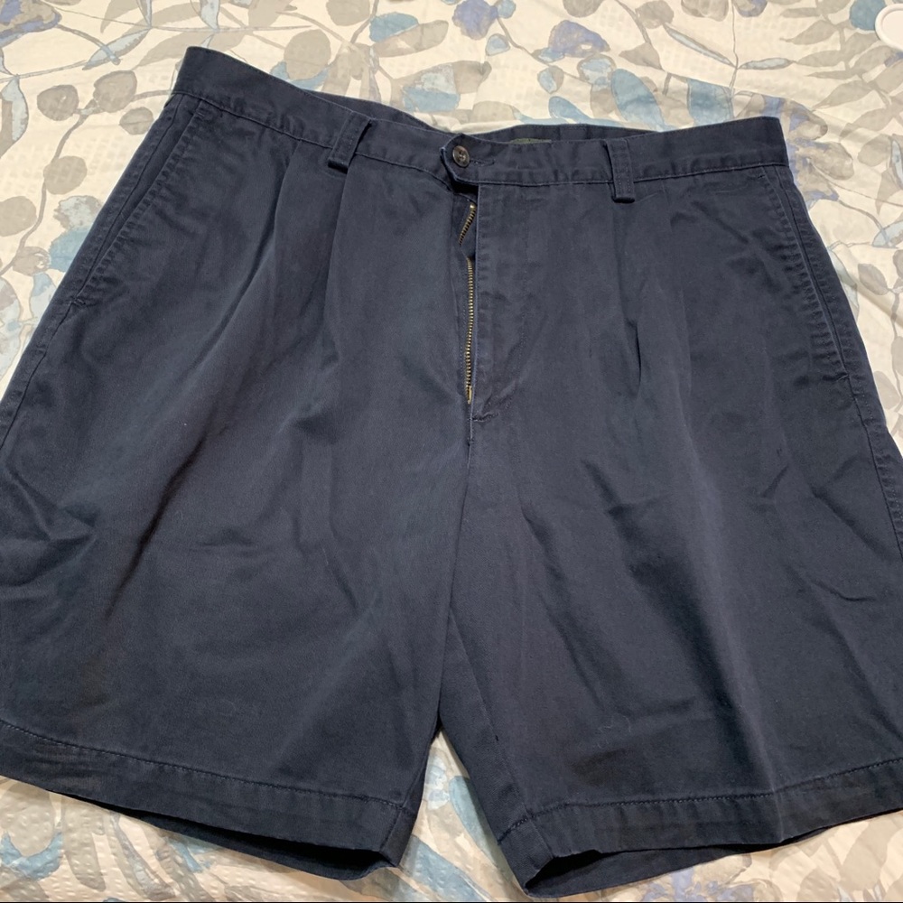 Dockers navy shorts
